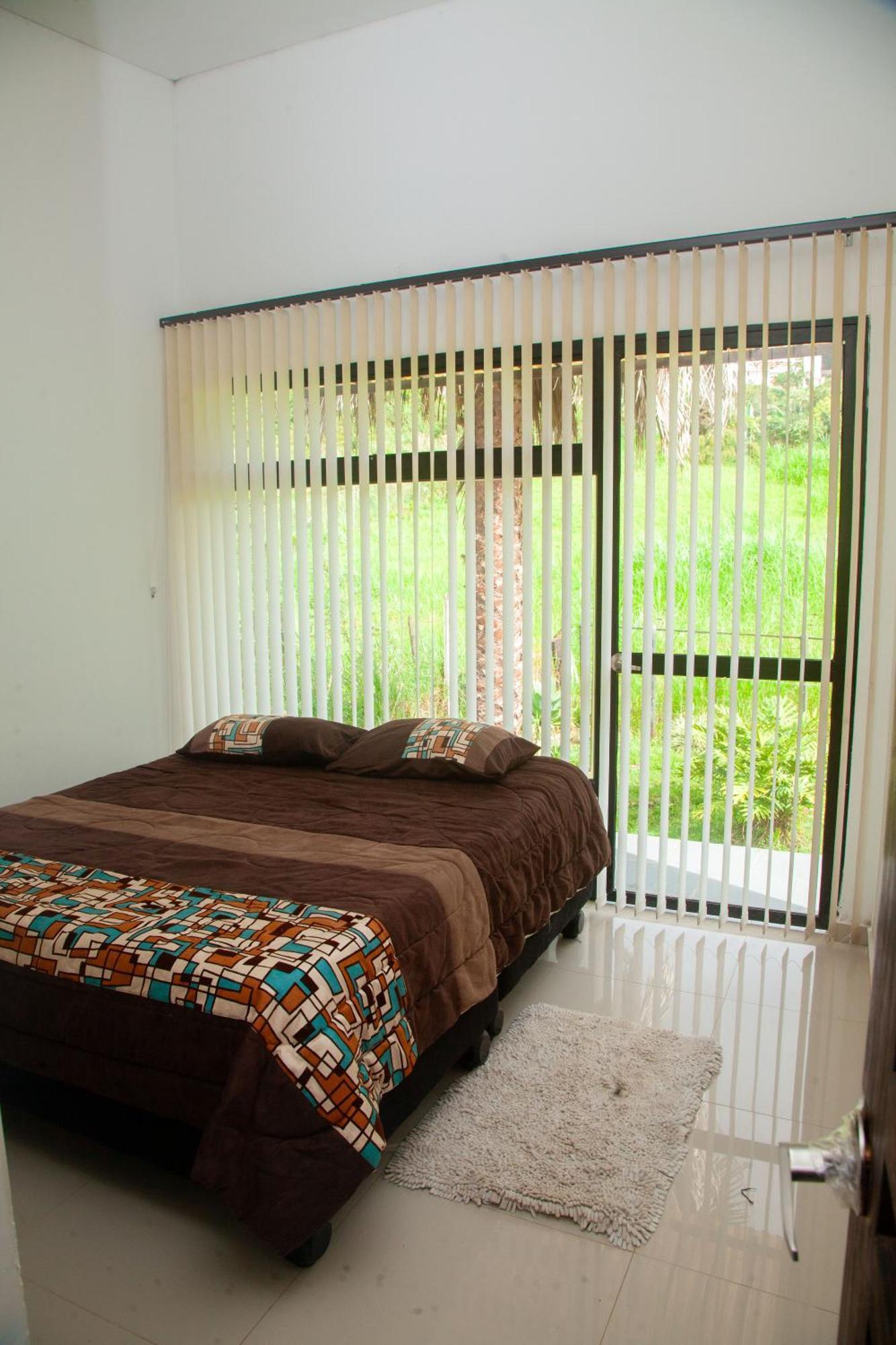 Lujosa En La Cumbre, Piscina, Jacuzzi, Wifi, 5br Villa