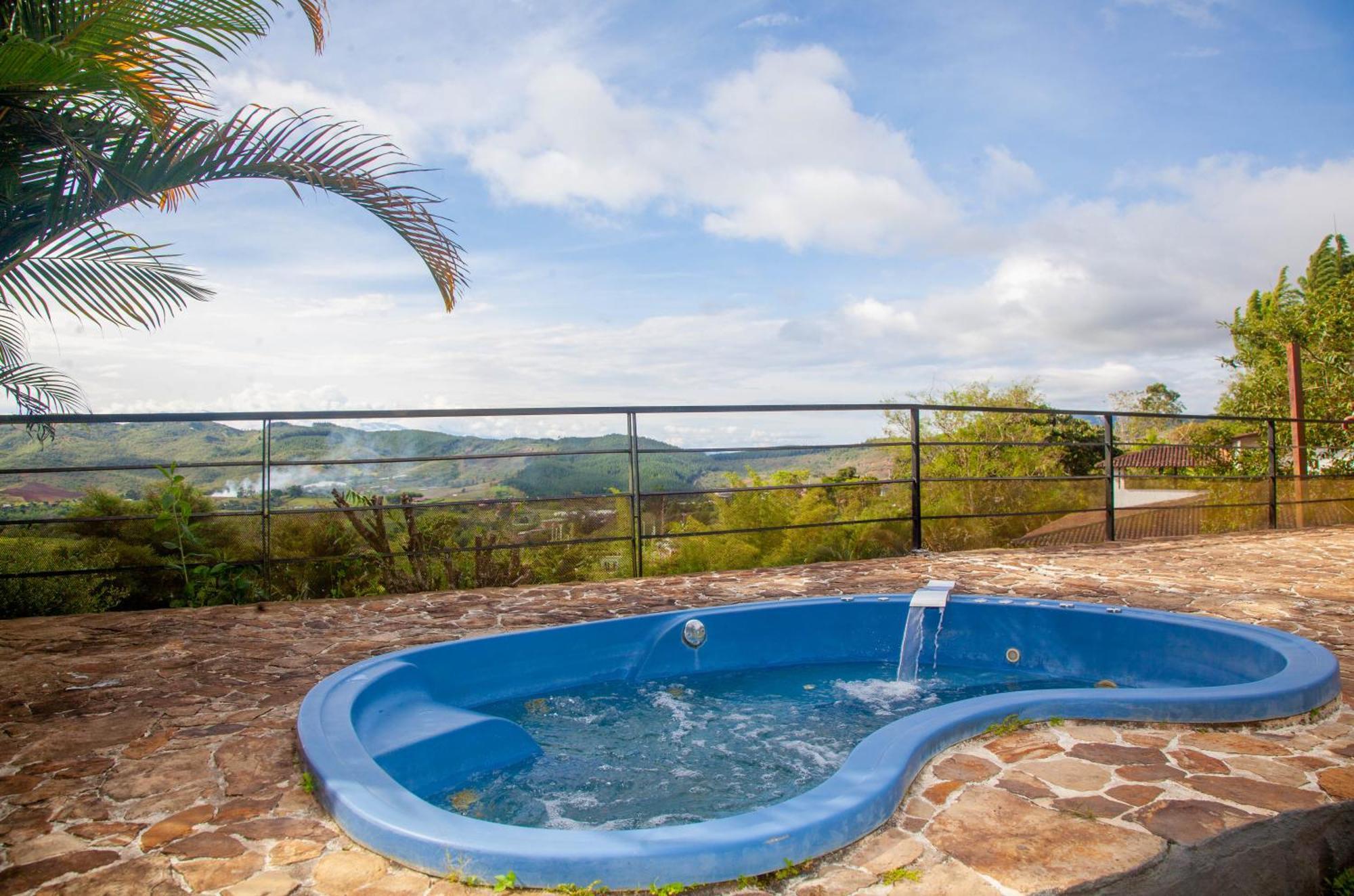 Lujosa En La Cumbre, Piscina, Jacuzzi, Wifi, 5br Villa *