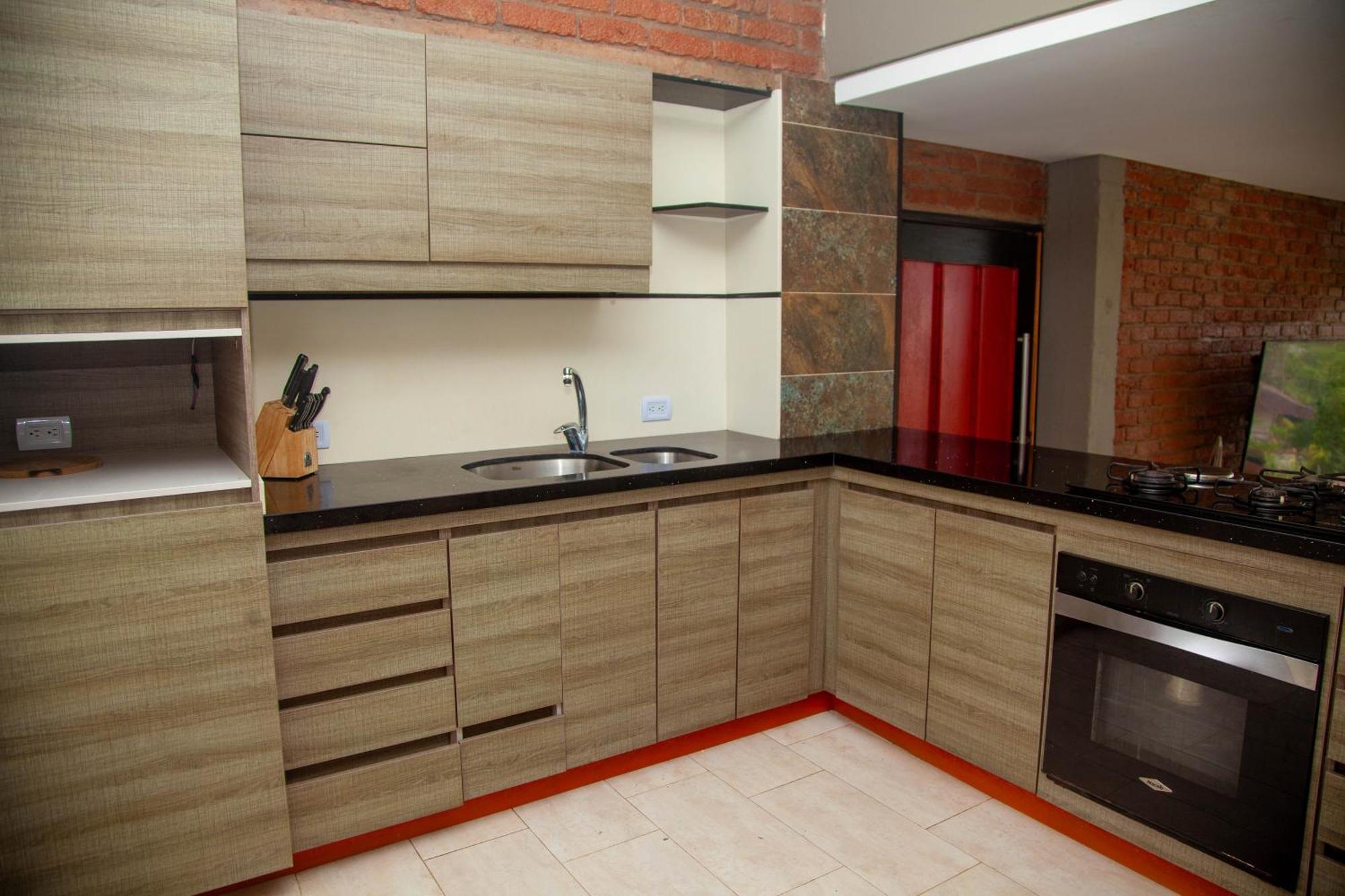 Lujosa En La Cumbre, Piscina, Jacuzzi, Wifi, 5br Villa La Cumbre (Valle del Cauca)